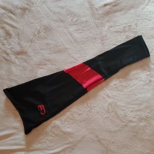 PHEEL CYCLEBAR BRANDED Leggings, Black and Red, size Large